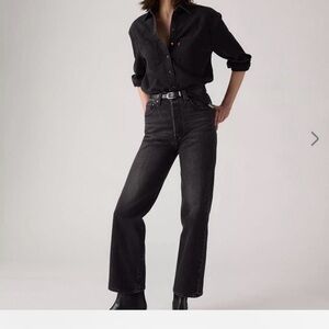 Levi's Women's Washed Black Straight Leg Jeans